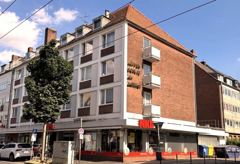 D�sseldorf Rath Kapitalanlage Renditeobjekt D�sseldorf Wohn- / Gesch�ftshaus Renditeobjekt in D�sseldorf Wohn- und Gesch�ftshaus Top-Lage
