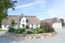 Exklusives Reetdachanwesen vor Sylt Exklusives Reetdachanwesen direkt vor Sylt