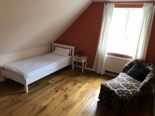 Schlafzimmer DG Exklusives Landhaus  Rose Garden  direkt vor Sylt! zu verkaufen!