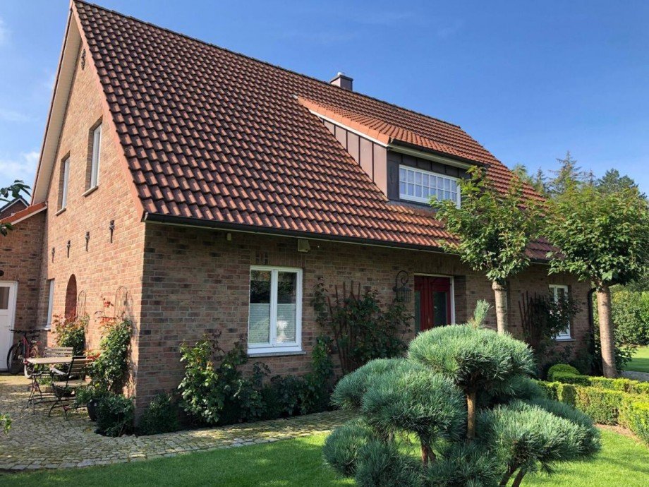 Landhaus Rose Garden Einfamilienhaus Haus in Nordfriesland kaufen