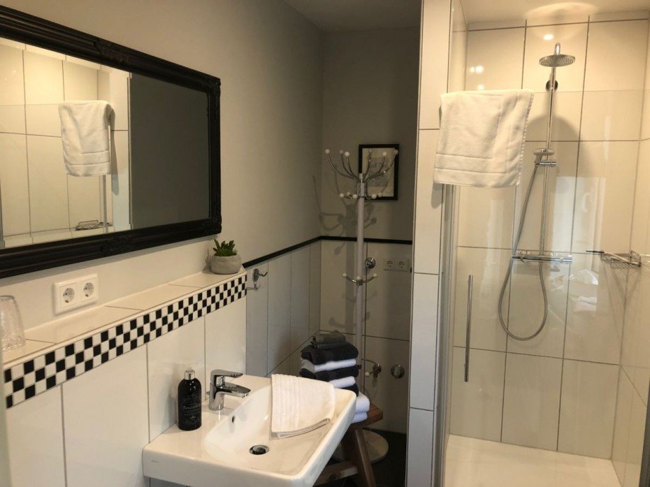 Bad Dusche Einfamilienhaus Verkauf Lykke Hus direkt vor Sylt