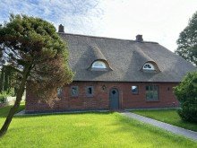Reetdachhaus Risum-Lindholm Reetdachhaus in begehrter Lage direkt vor Sylt und D�nemark