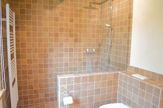 Bad DU, WC Fewo Haus Haus in Nordfriesland kaufen und verkaufen