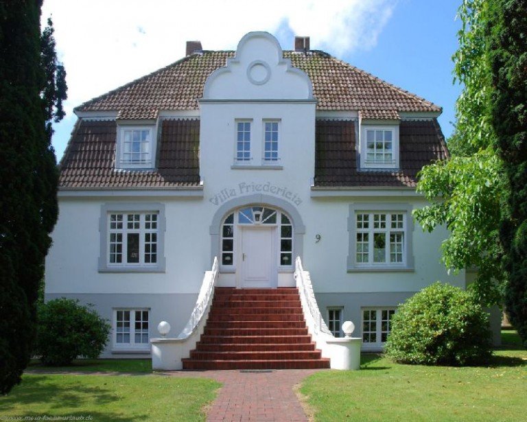 Grande Dame in Wyk F�hr Immobilien kaufen und verkaufen Etagenwohnung Villa Friedericia in Wyk N�he Strand u. Altstadt